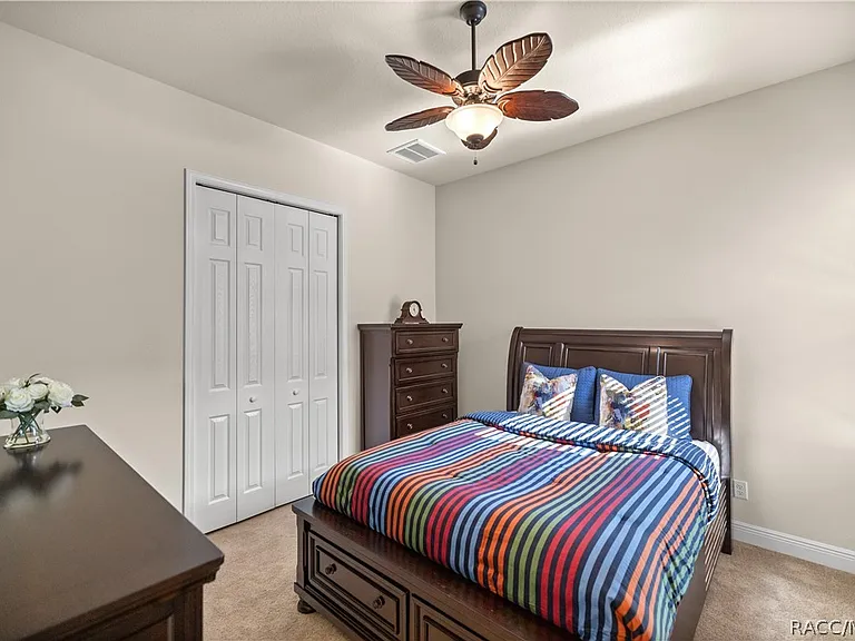 1335 W Greenmeadow Path — Photo 36