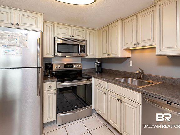 5th image of 407 W Beach Blvd #672