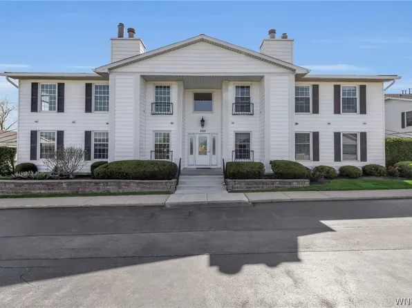 660 Youngs Rd APT E, Williamsville, NY 14221