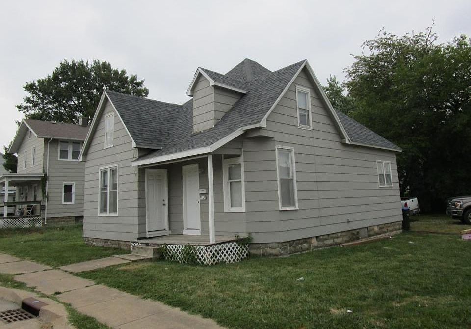 1st image of 415 S 1st St