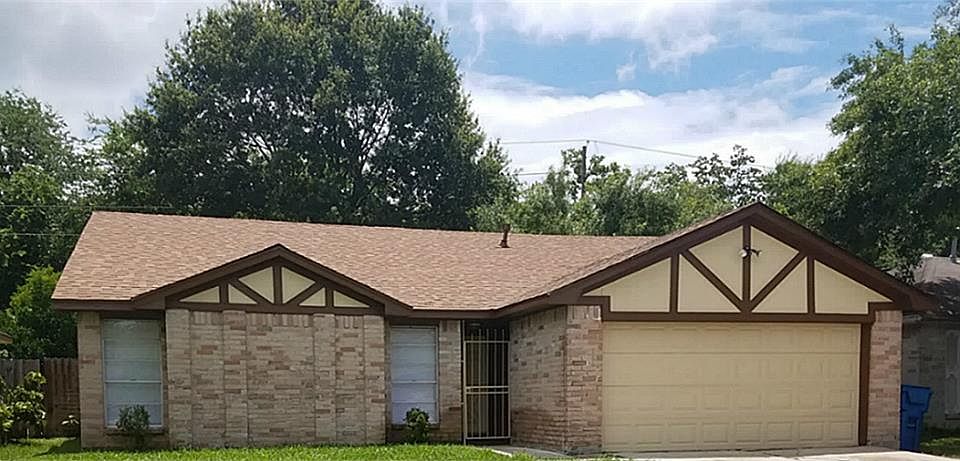 1st image of 11722 Welshpool Glen Dr