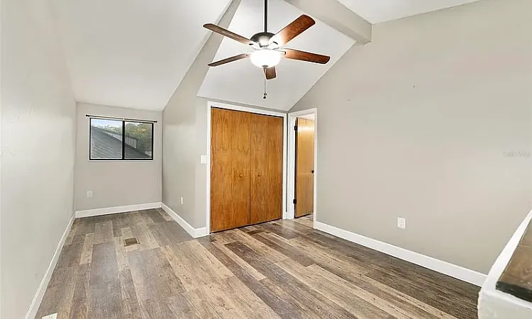 3468 NW 37th Ave — Photo 14