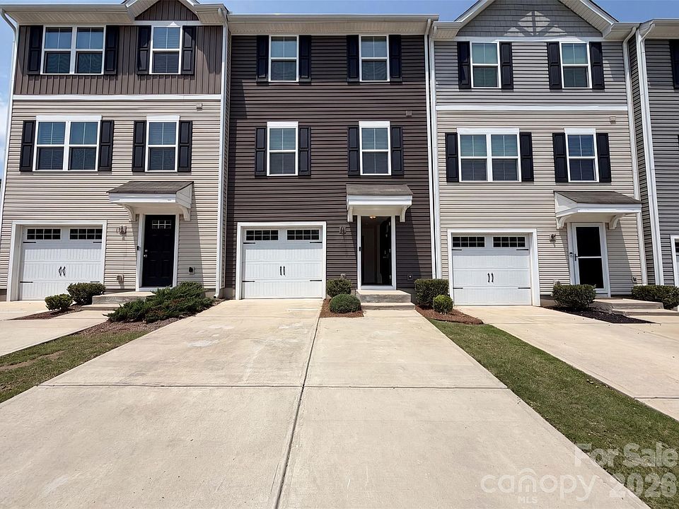 1st image of 923 Taybyn Rd