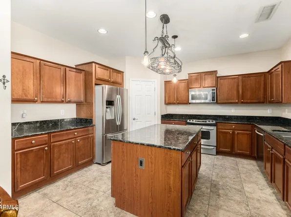 41476 N ALI Trail, San Tan Valley, AZ 85140