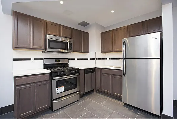 Rented by REAL New York | media 9