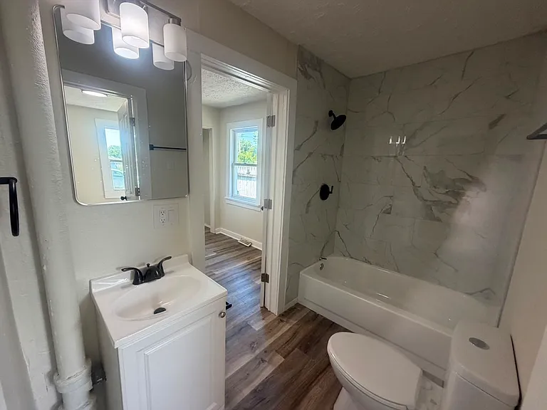 2146 Gent Ave — Photo 10