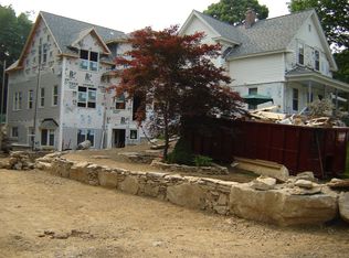 71 Wildwood Ave, Worcester, MA 01603