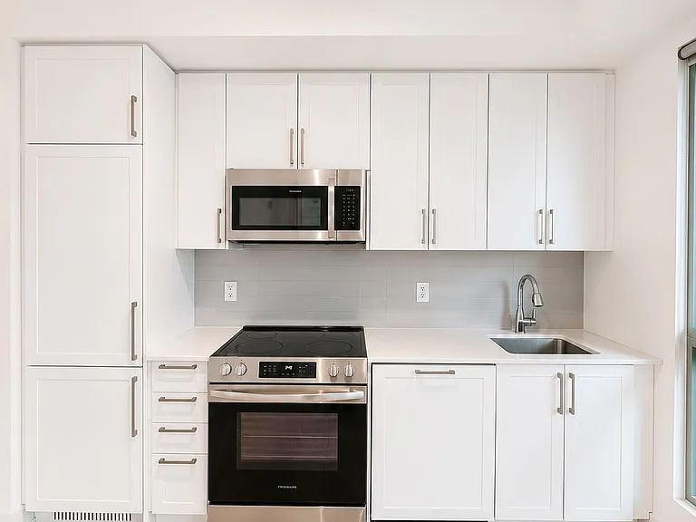2450 Old Bronte Rd #217 — Photo 14