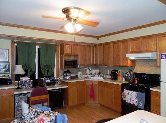 2nd image of 1246 S Oakhill Ave