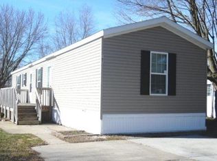 197 Brookside Mnr, Goshen, IN 46526