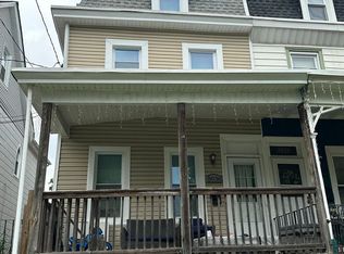 8036 Walker St, Philadelphia, PA 19136