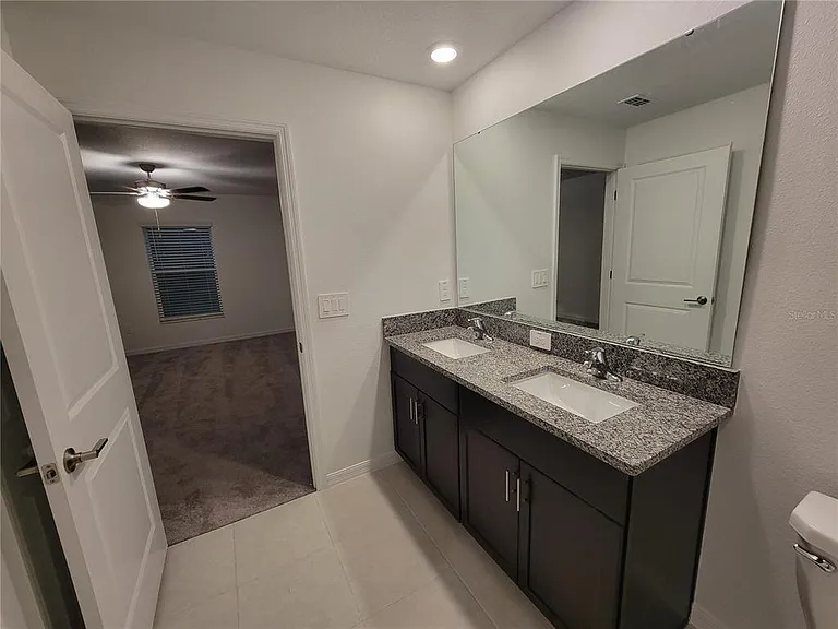 1844 Red Loop — Photo 18