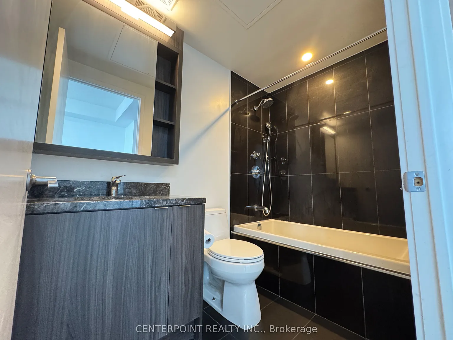 1 bed, $2,300 — Photo 3