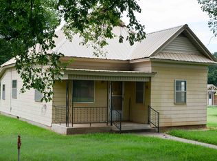 209 N Grand Ave, Carmen, OK 73726