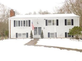 120 Dion Ave, Tiverton, RI 02878