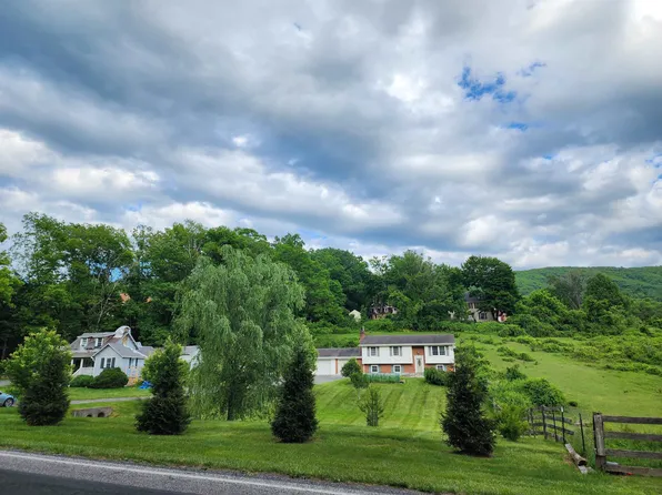 10998 Sam Snead Hwy, Hot Springs, VA 24445