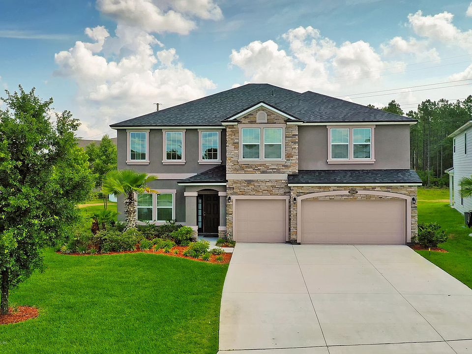 1st image of 15947 Bradford Lake Ct