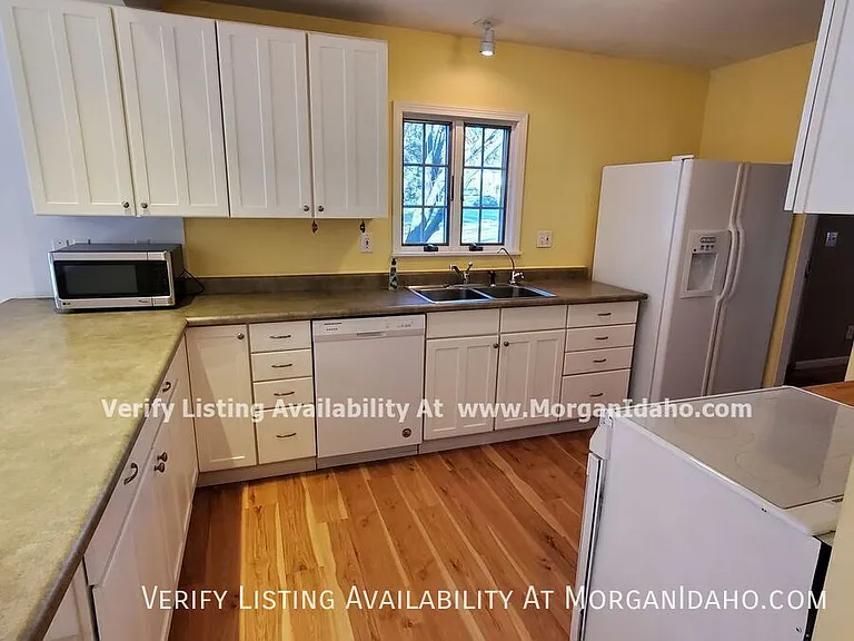 1501 W Dewey St — Photo 11