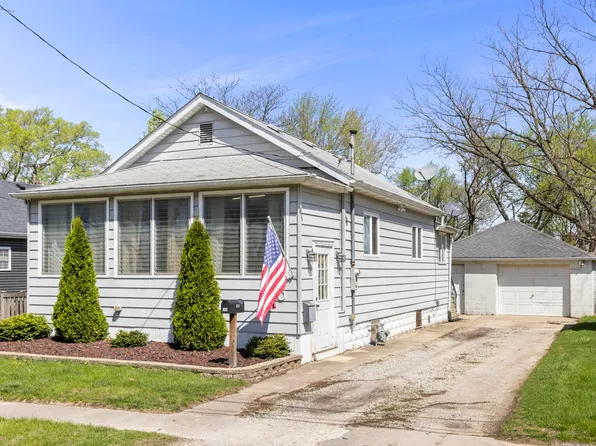 380 W Gordon St, Coal City, IL 60416
