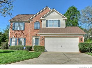 9158 Snow Hill Ct, Charlotte, NC 28269