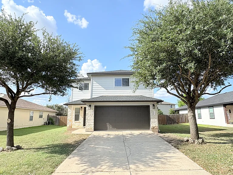 104 Meadow Lark Ln — Photo 1