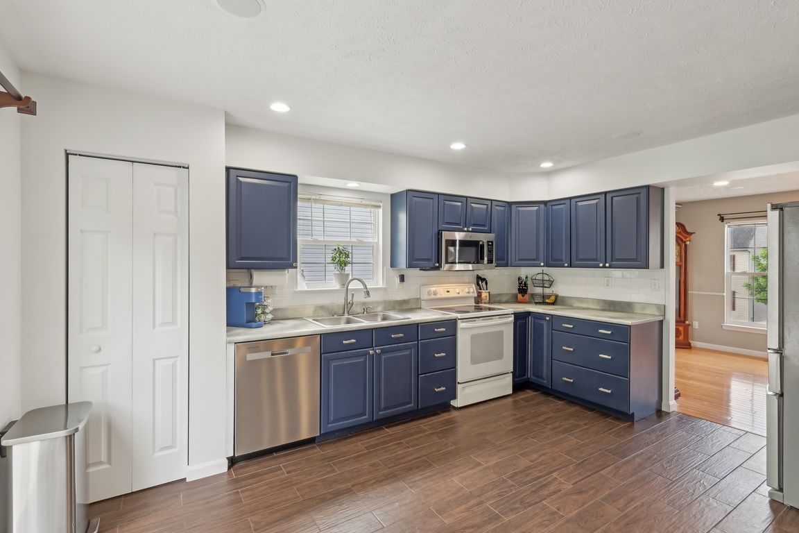 Oak Brook Cir-0305-022.jpg