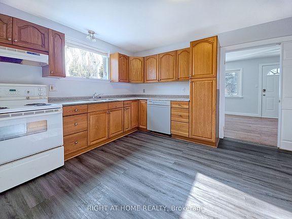 4th image of 9 Rogers Rd