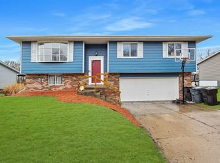 108 Medina Ct, East Peoria, IL 61611