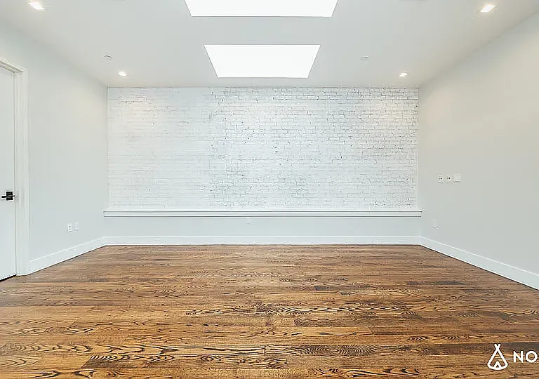 60-15 Myrtle Ave #Y — Photo 10