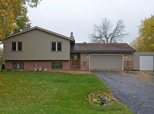 3757 Millstone Ln, Deforest, WI 53532