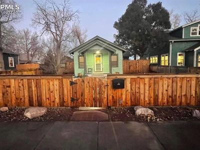 921 N Corona St, Colorado Springs, CO, 80903