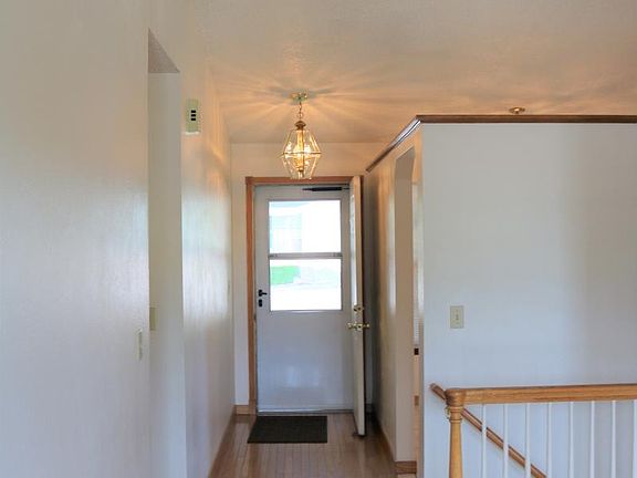 Upstairs Front Entrance