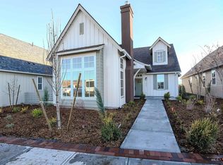 1662 Picotee Cir, Moscow, ID 83843