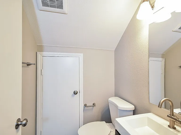 3010 Sunrise Bay Ave — Photo 19