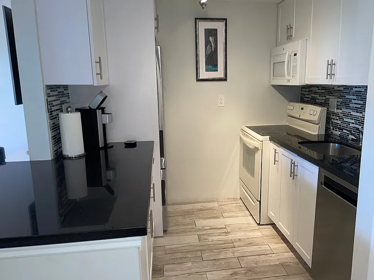 4658 Bougainvilla Dr #63 — Photo 6