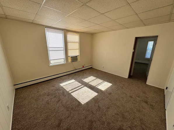 70 West 37th Street image 3 of 7