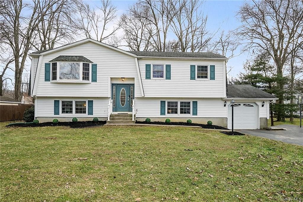 141 Black Bird Lane, Montgomery, NY 12549 Zillow