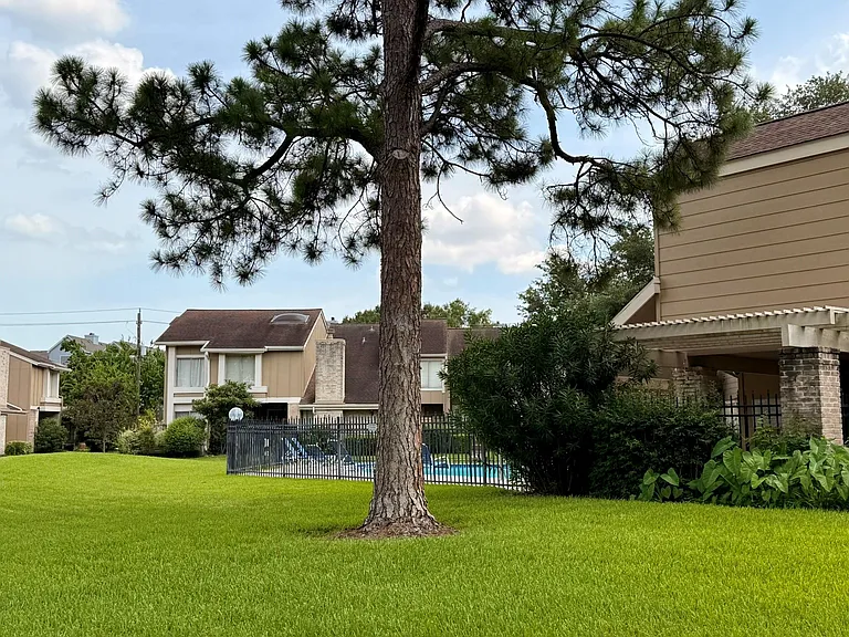 11633 Village Place Dr #181 — Photo 28