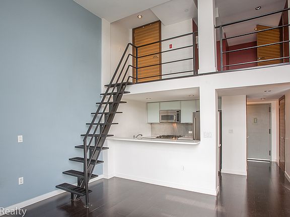2nd image of 284 20th St APT 3B