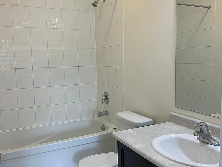 10 Folliot St — Photo 12