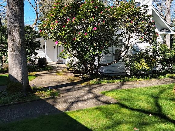 2nd image of 9840 Dekoven Dr SW