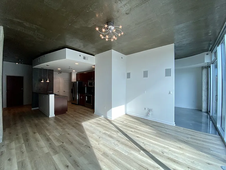 301 Demonbreun St #713 — Photo 16