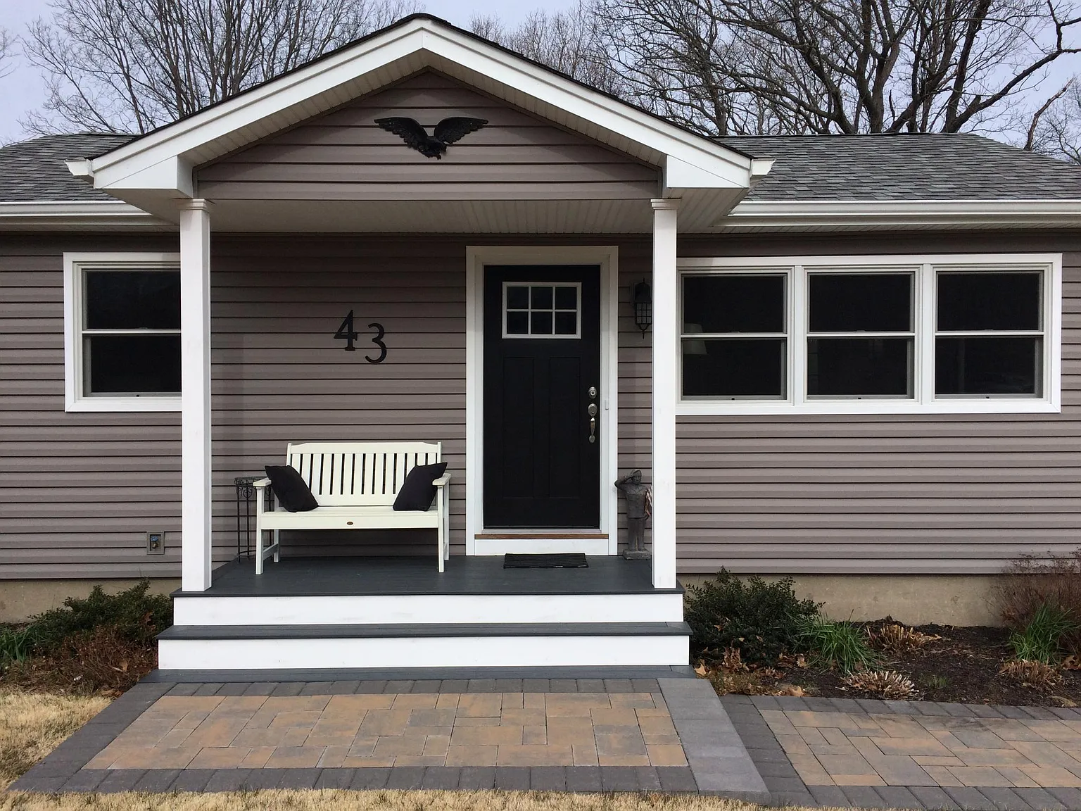43 Soundview Ave — Photo 4