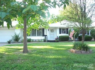 1279 E Greenwood St, Springfield, MO 65804