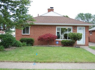 26460 Belanger St, Roseville, MI 48066