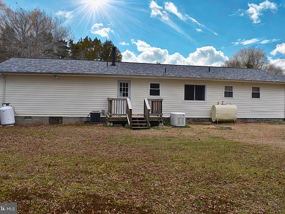 4th image of 14807 Woodville Rd