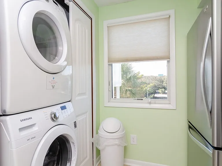 2102B Surfrider Ct — Photo 16