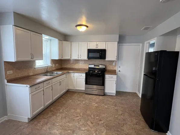 3535 W 79th St #1, Chicago, IL 60652