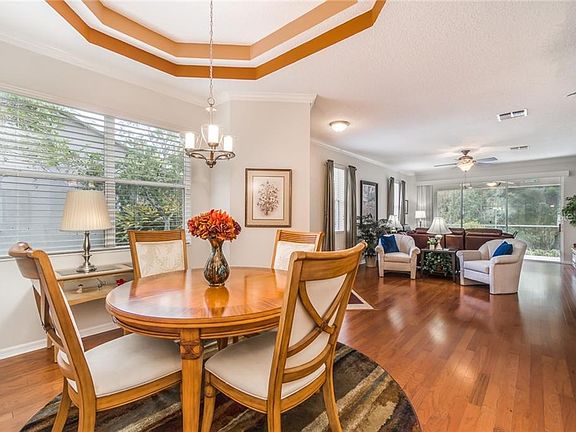 5th image of 7341 Cleopatra Dr