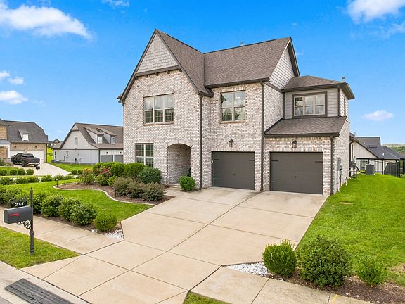 2nd image of 254 Croft Way